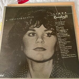Vintage Linda Ronstadt Vinyl Record - A Retrospective 1970’s